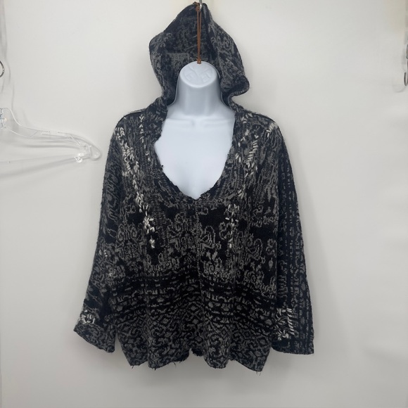 Free People Sweaters - Free People ‎ whimsical Womens  S over sized  Black Gray Lace Pull Over Hoodie